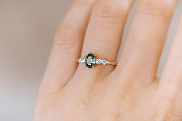 LANDEN || 1ct oval green sapphire and diamonds ring