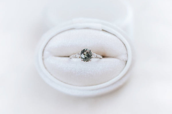 DELPHINE || 1.3ct oval green sapphire and diamonds ring