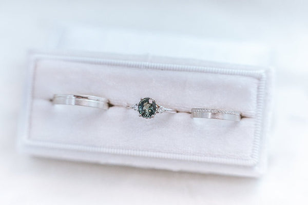 DELPHINE || 1.3ct oval green sapphire and diamonds ring