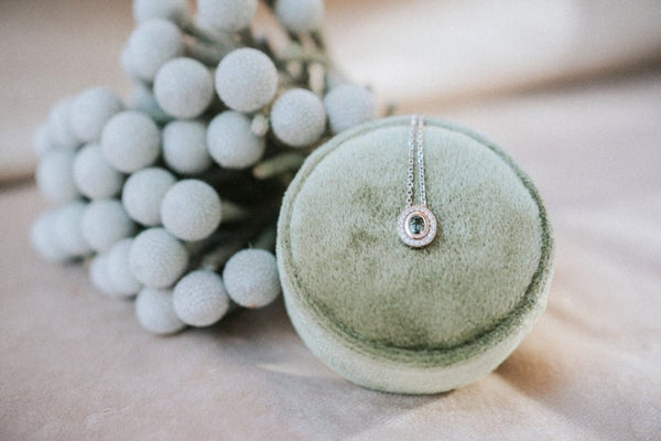 KEYHOLE || Alexandrite and diamond necklace