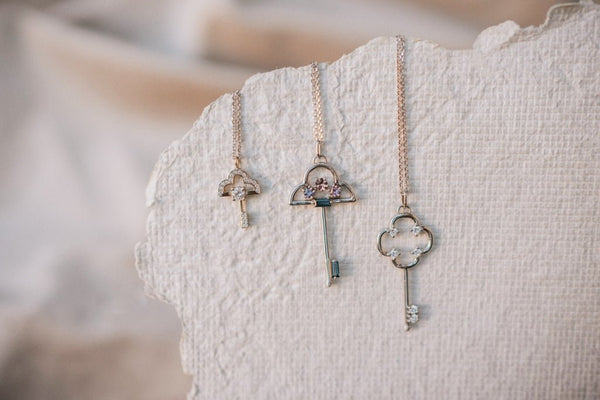 Sapphire magic key
