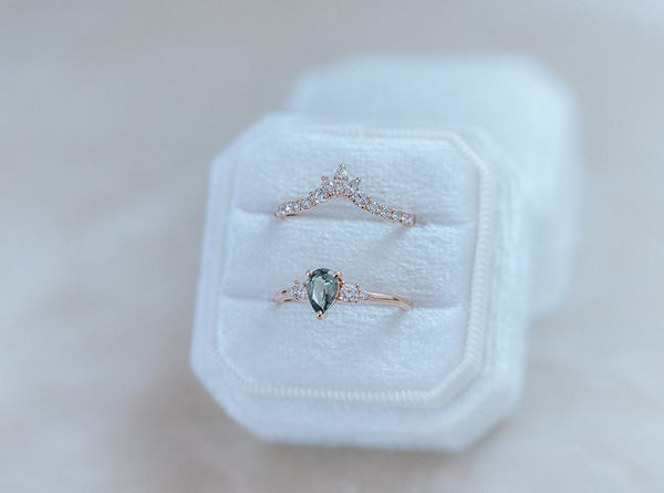 BRAU || marquise diamond wedding band - LOFT.bijoux || Custom jewelry & wedding rings / Bijoux sur mesure & bagues de mariage || Montreal