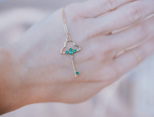 Emerald and diamond magic key 4