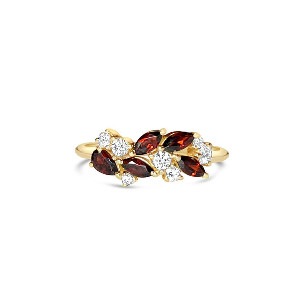 MORNAY || garnet and diamonds ring - LOFT.bijoux || Custom jewelry & wedding rings / Bijoux sur mesure & bagues de mariage || Montreal